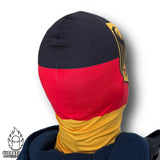 Rückansicht der schwarz-rot-goldenen Deutschland Sturmhaube